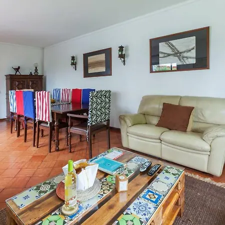Ria Surf House Ovar